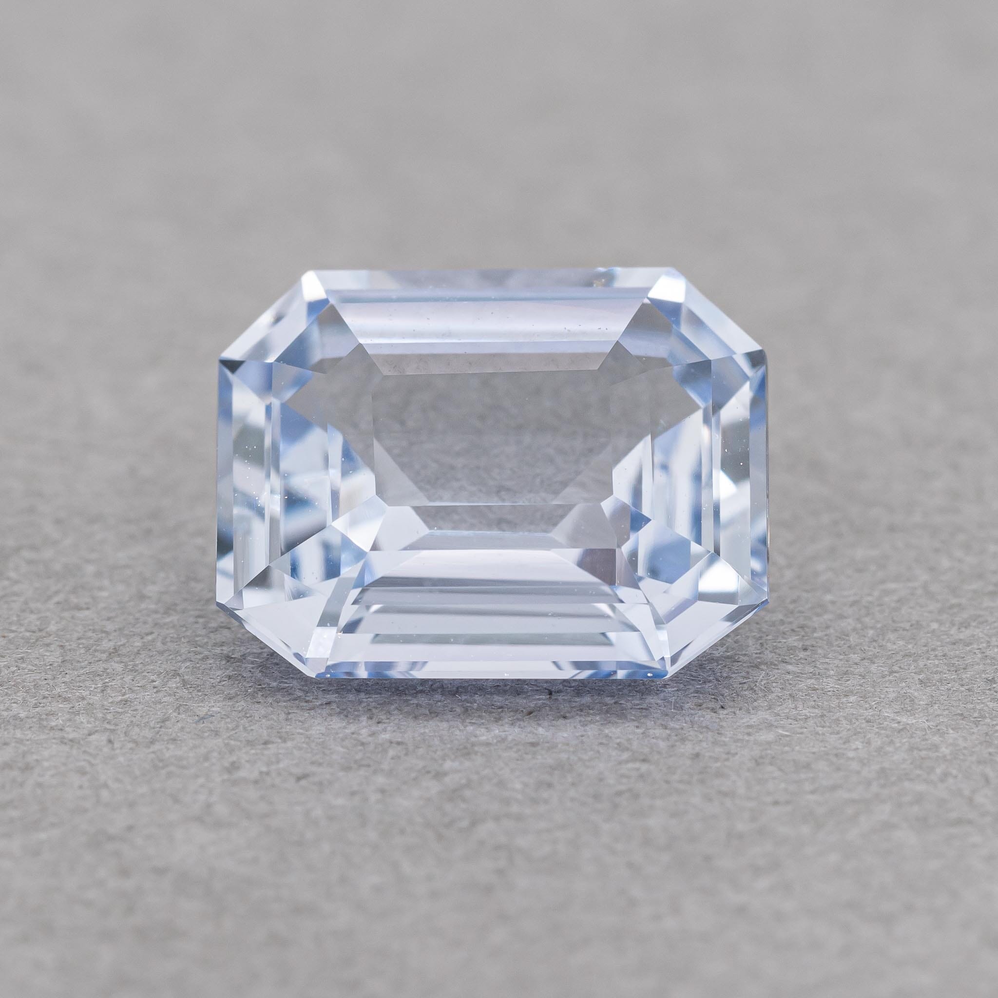 GXG1228H 4.05ct