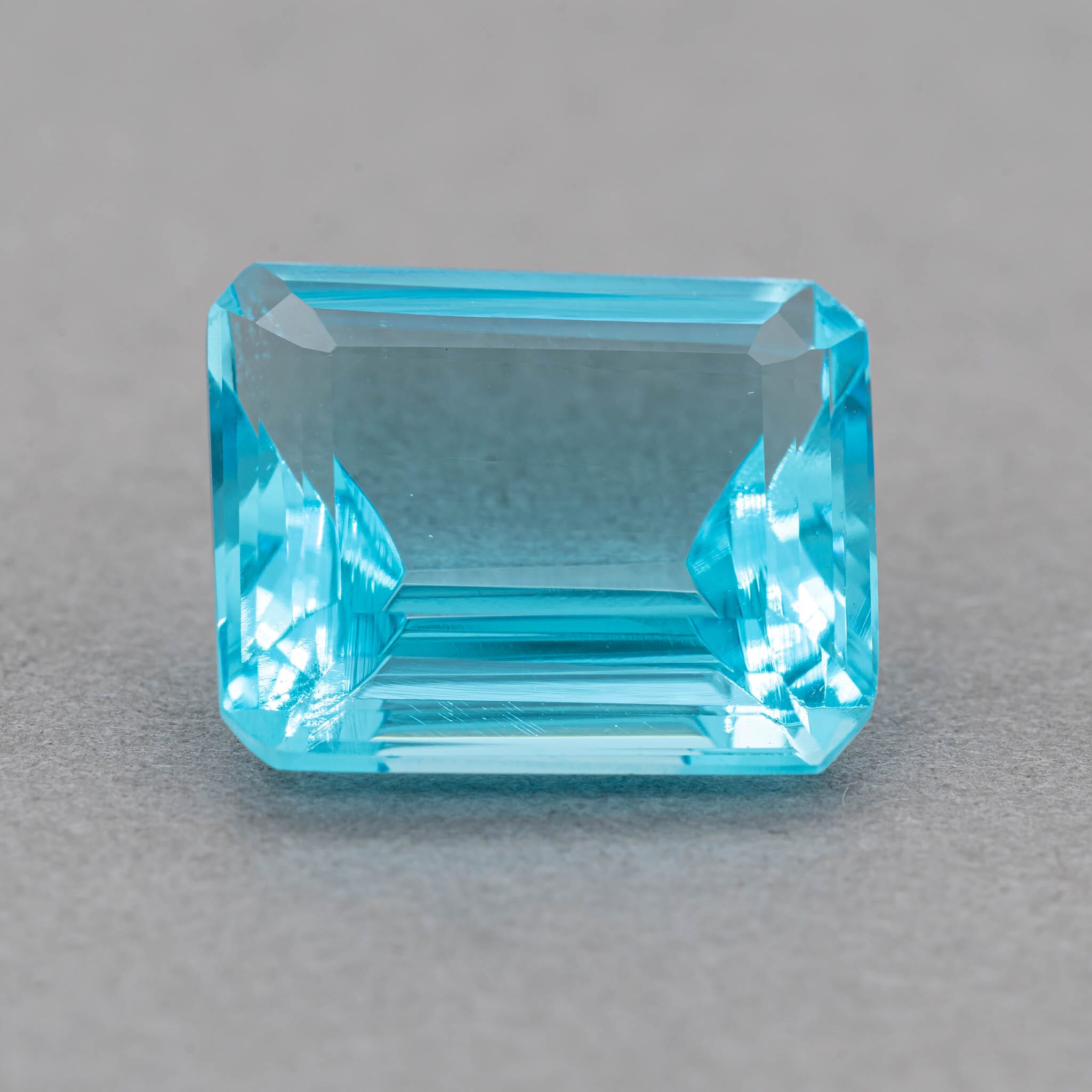 GXG6100AG - 7.75ct